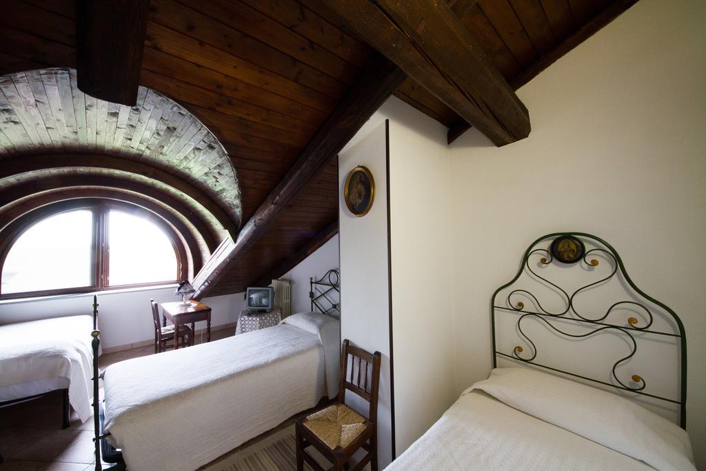 Agriturismo La Ca 'D Majin Poirino Kültér fotó