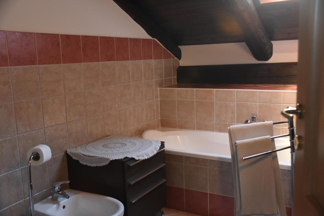 Agriturismo La Ca 'D Majin Poirino Kültér fotó